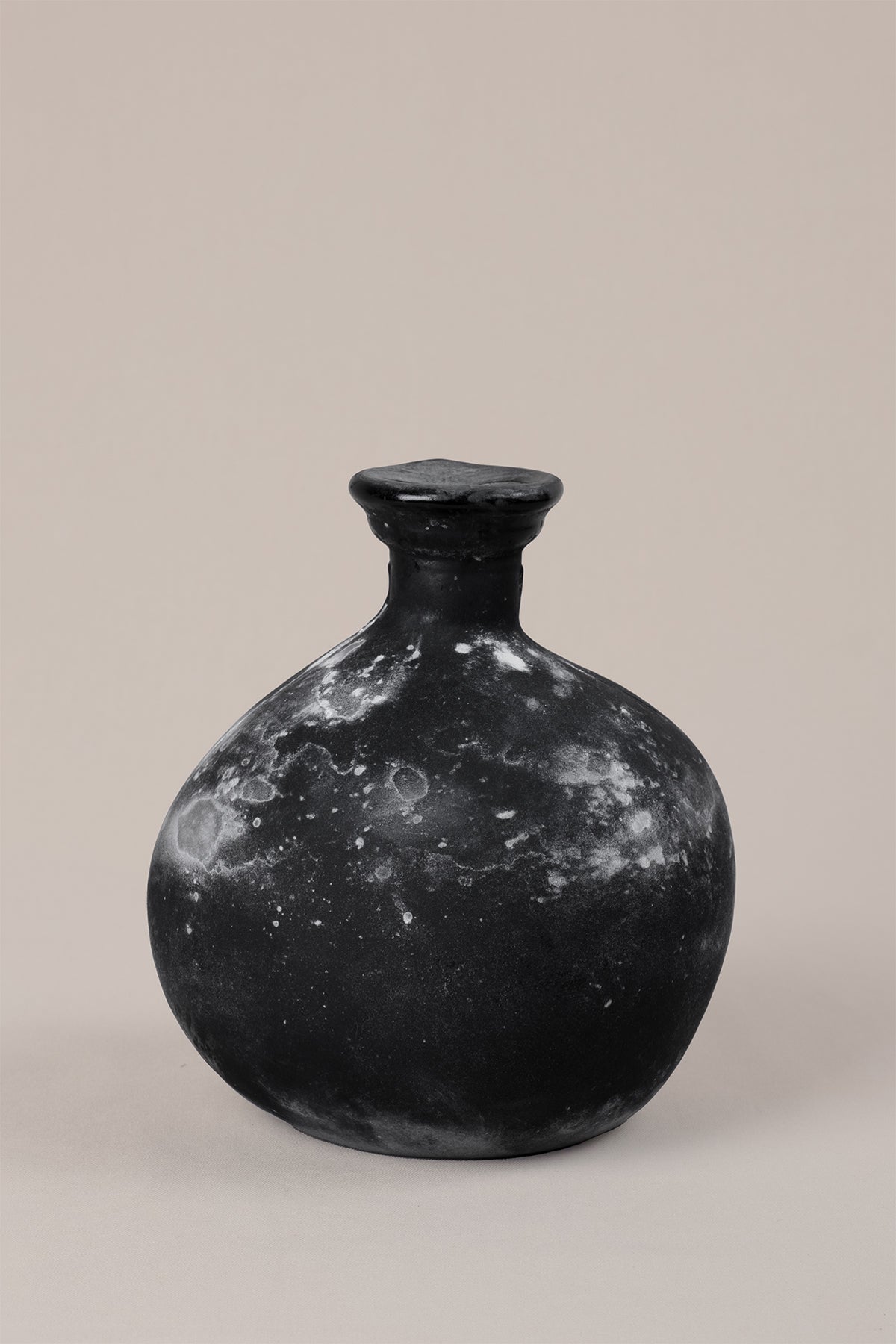 Cairo Racycled Glass Vase Black