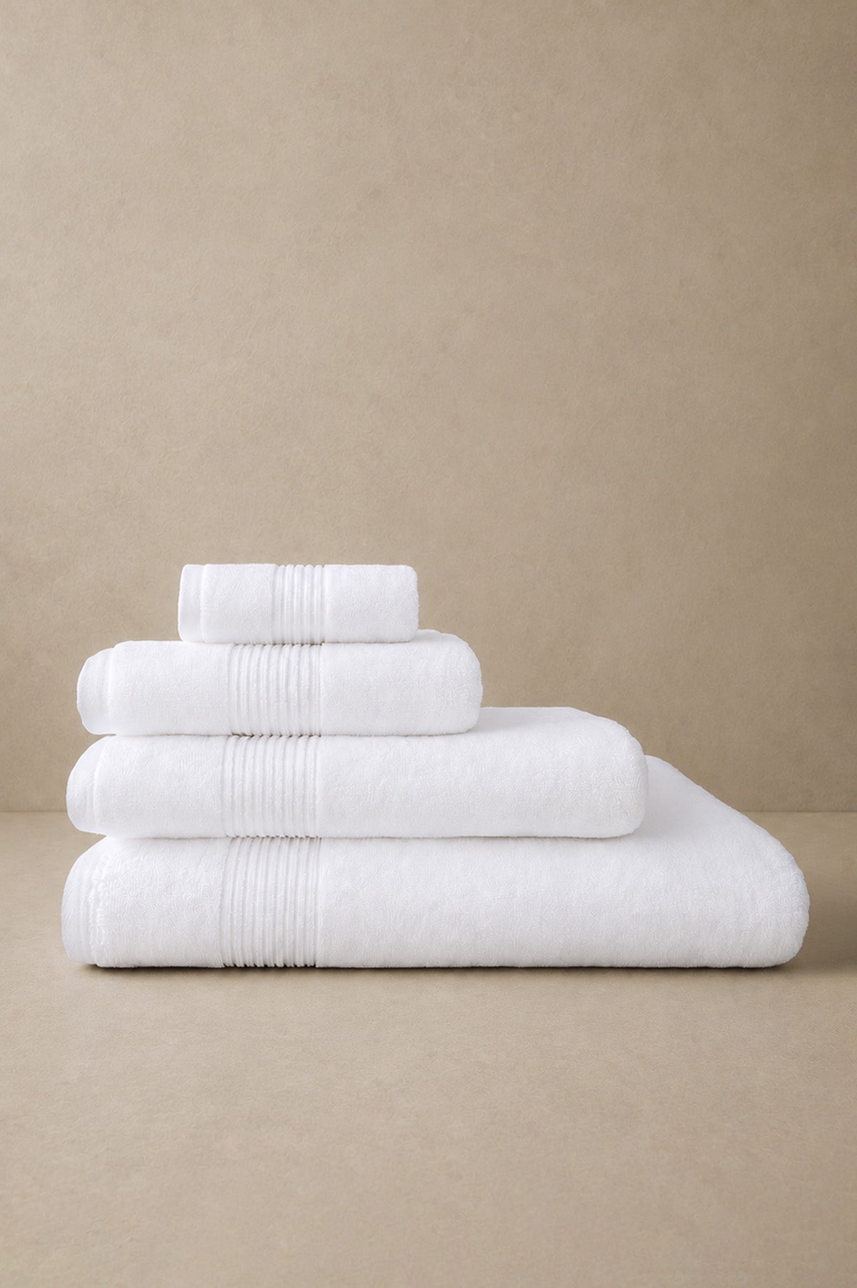 Essential Bordered Terry Towel 600 gr/sqm White