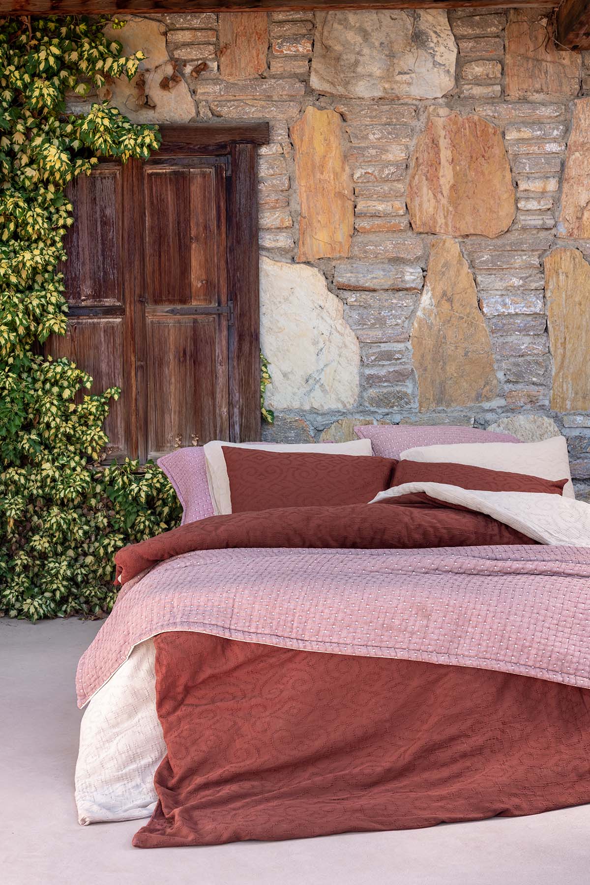 Damask Jacquard Waffle Duvet Cover Rust