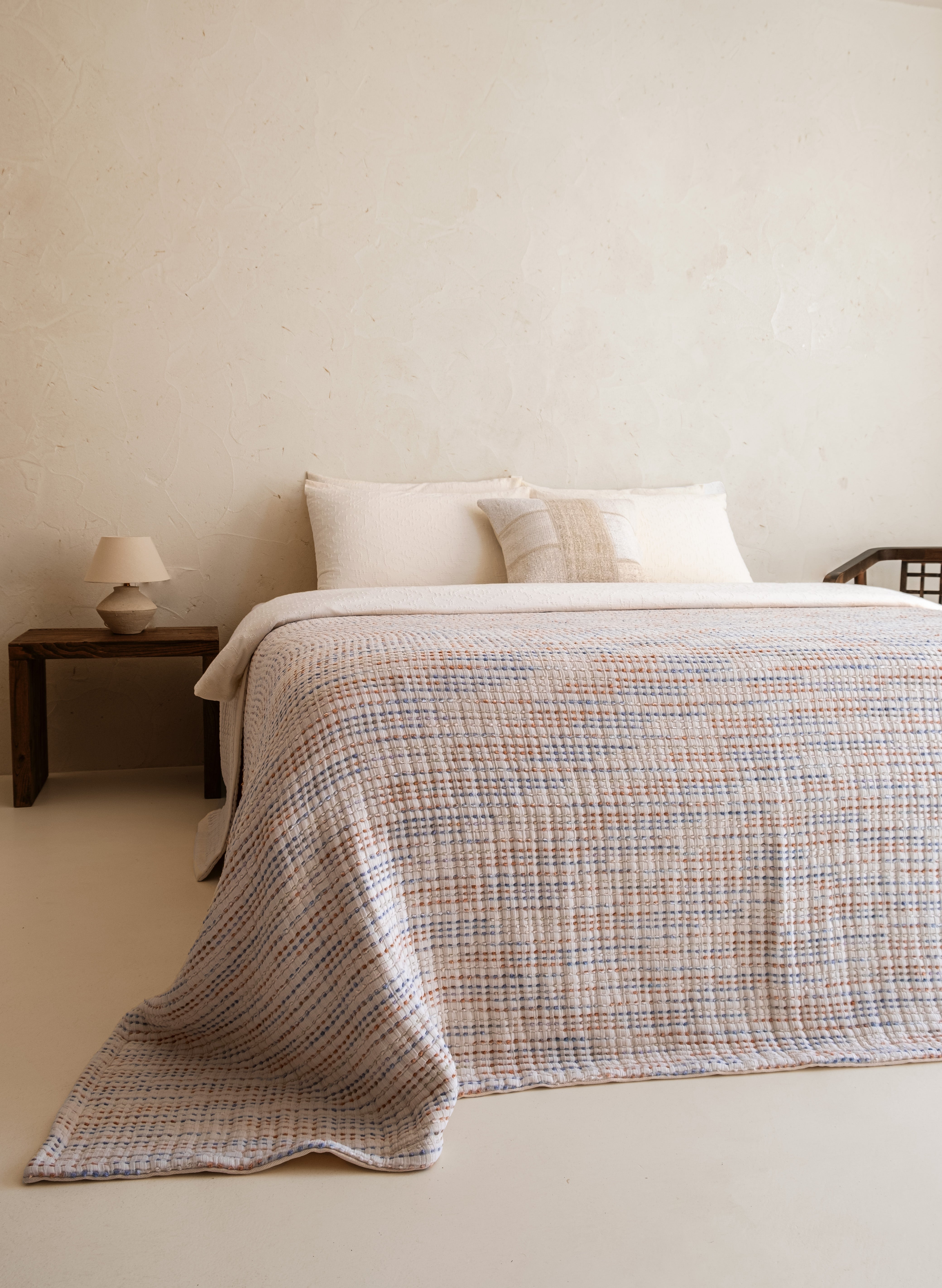 Alula Textured Bed Cover Multicolored