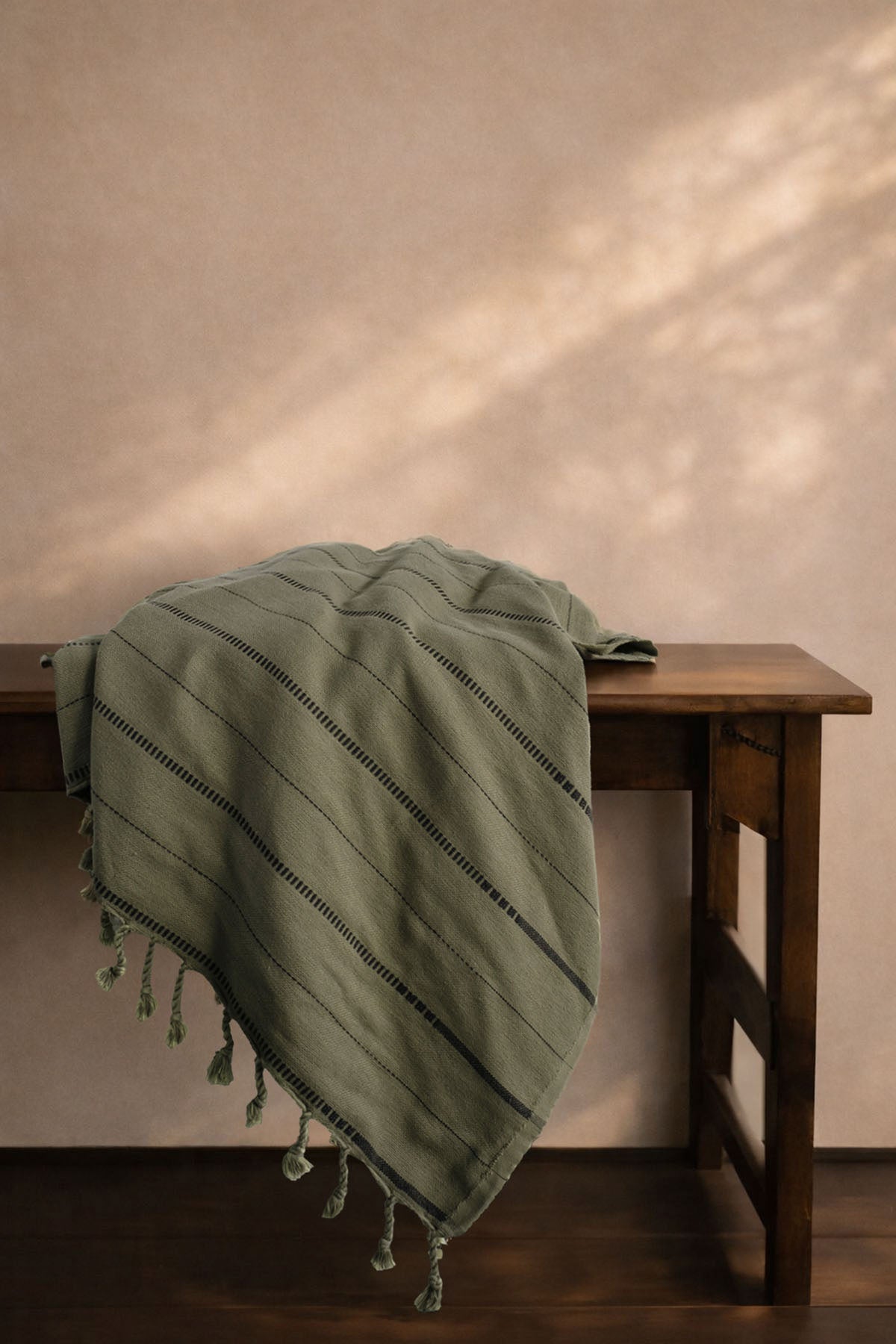 Boa Throw Blanket Timber-Black