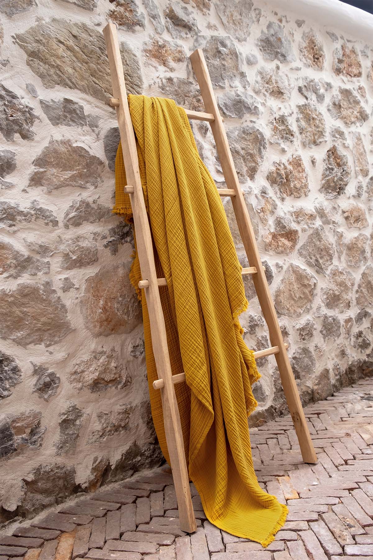 Cocoon Yatak Örtüsü Köri