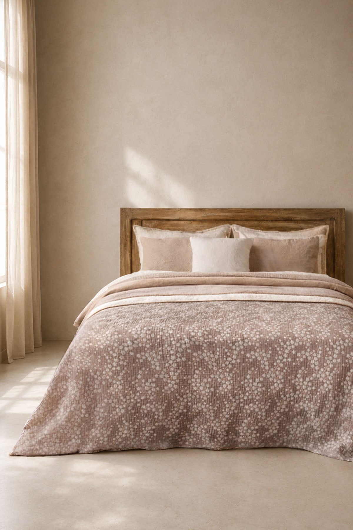 Crispy Flowers Jacquard Cotton Gauze Bed Cover