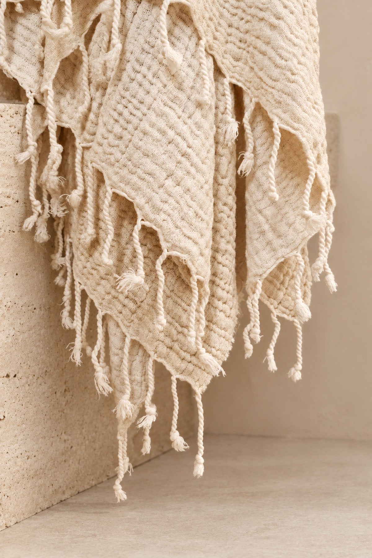 Dore Silky Throw Blanket