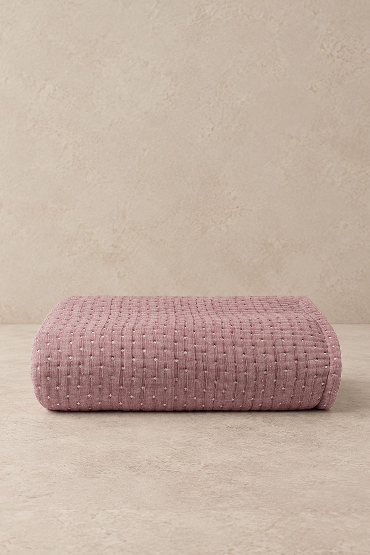 Dotted Matelasse Quilt Bed Cover Rust