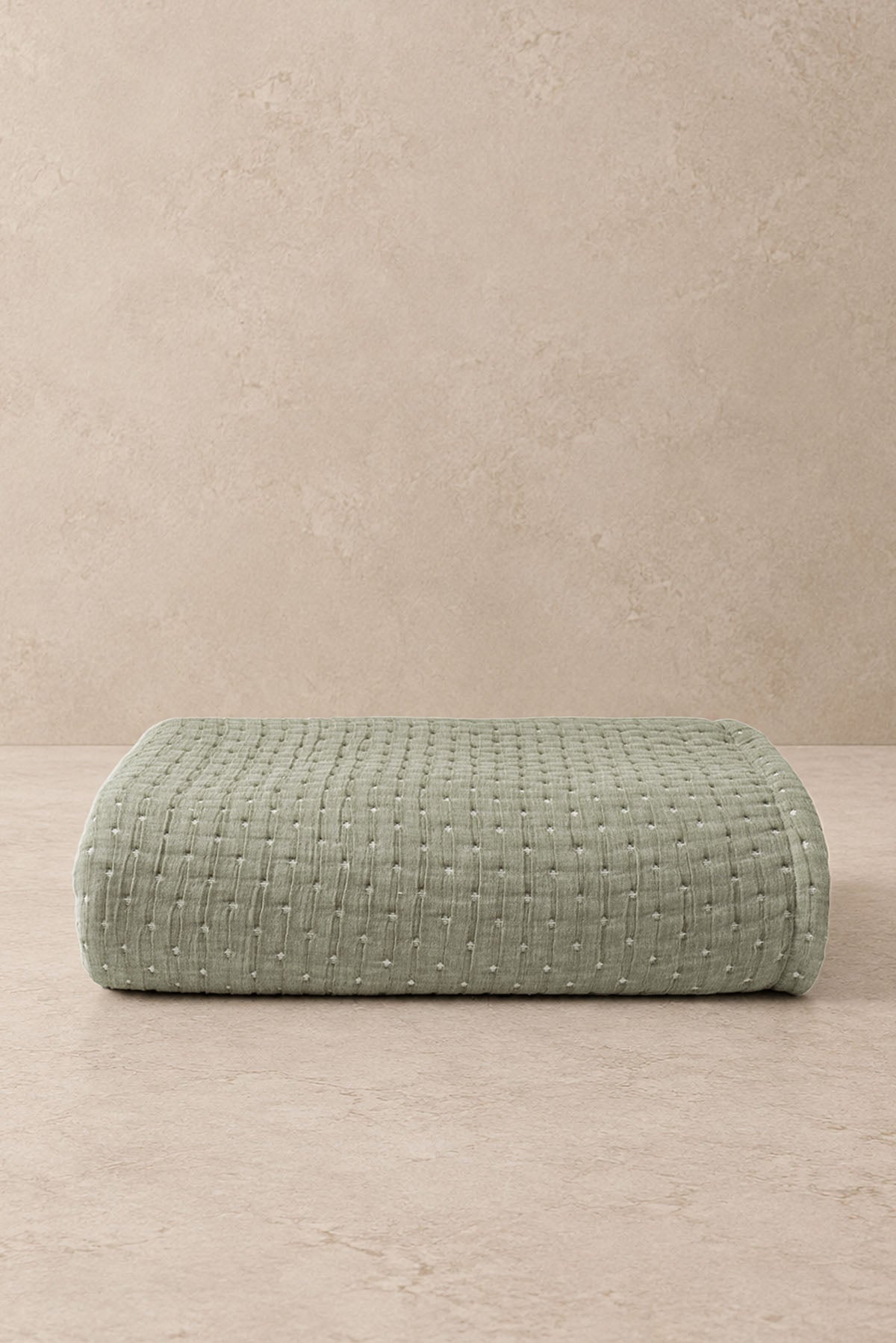 Dotted Matelasse Quilt Bed Cover Green