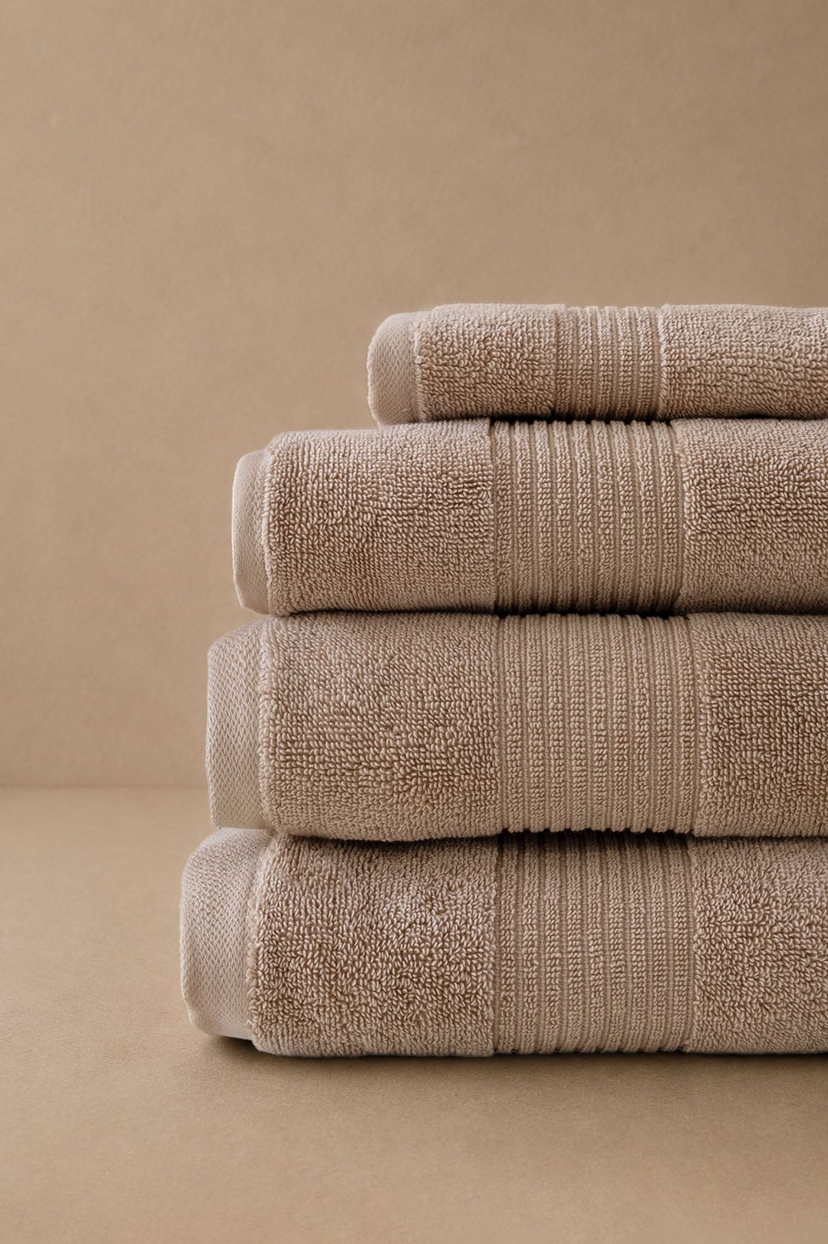 Essential Bordered Terry Towel 600 gr/sqm Beige