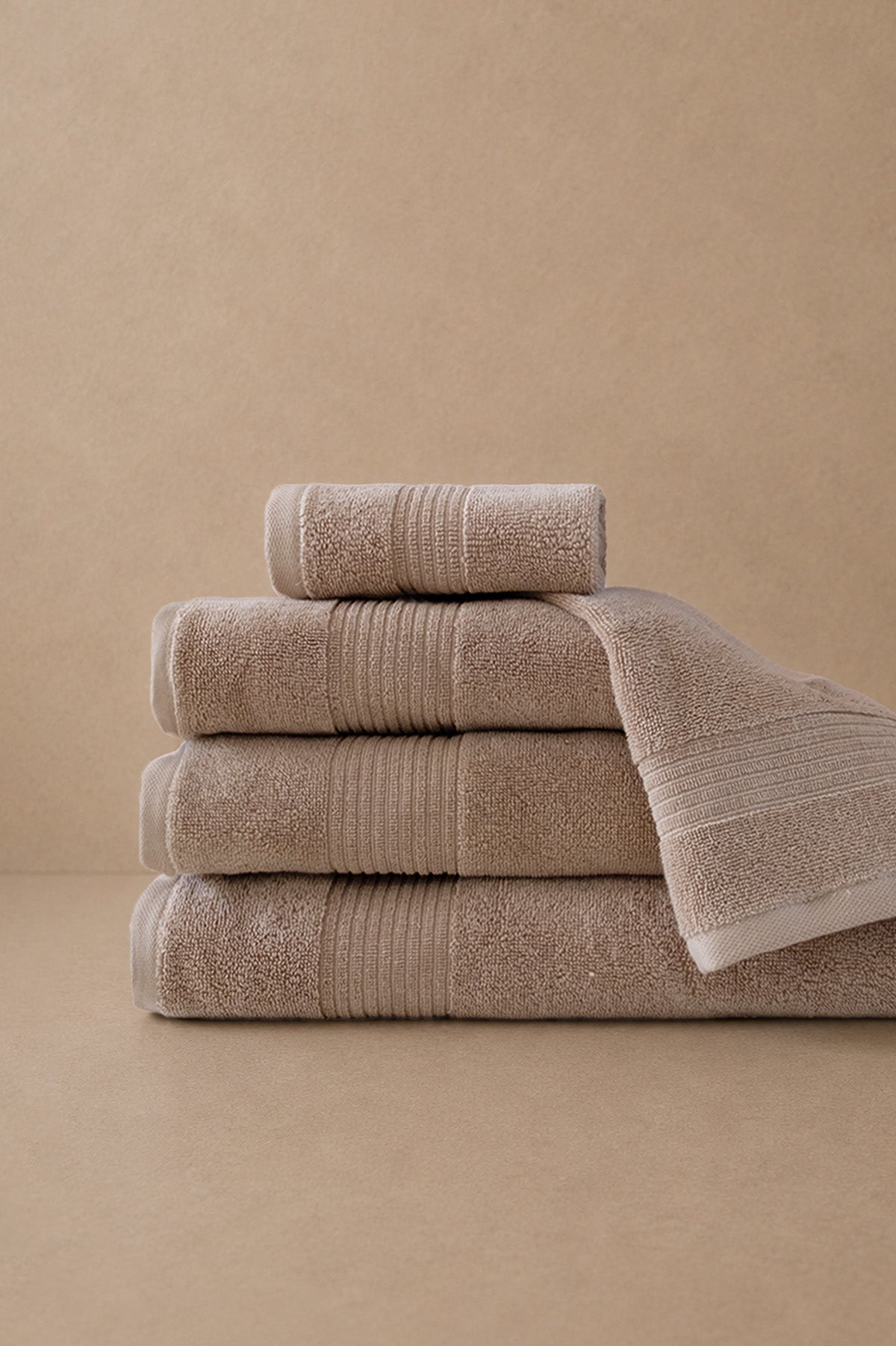 Essential Bordered Terry Towel 600 gr/sqm Beige