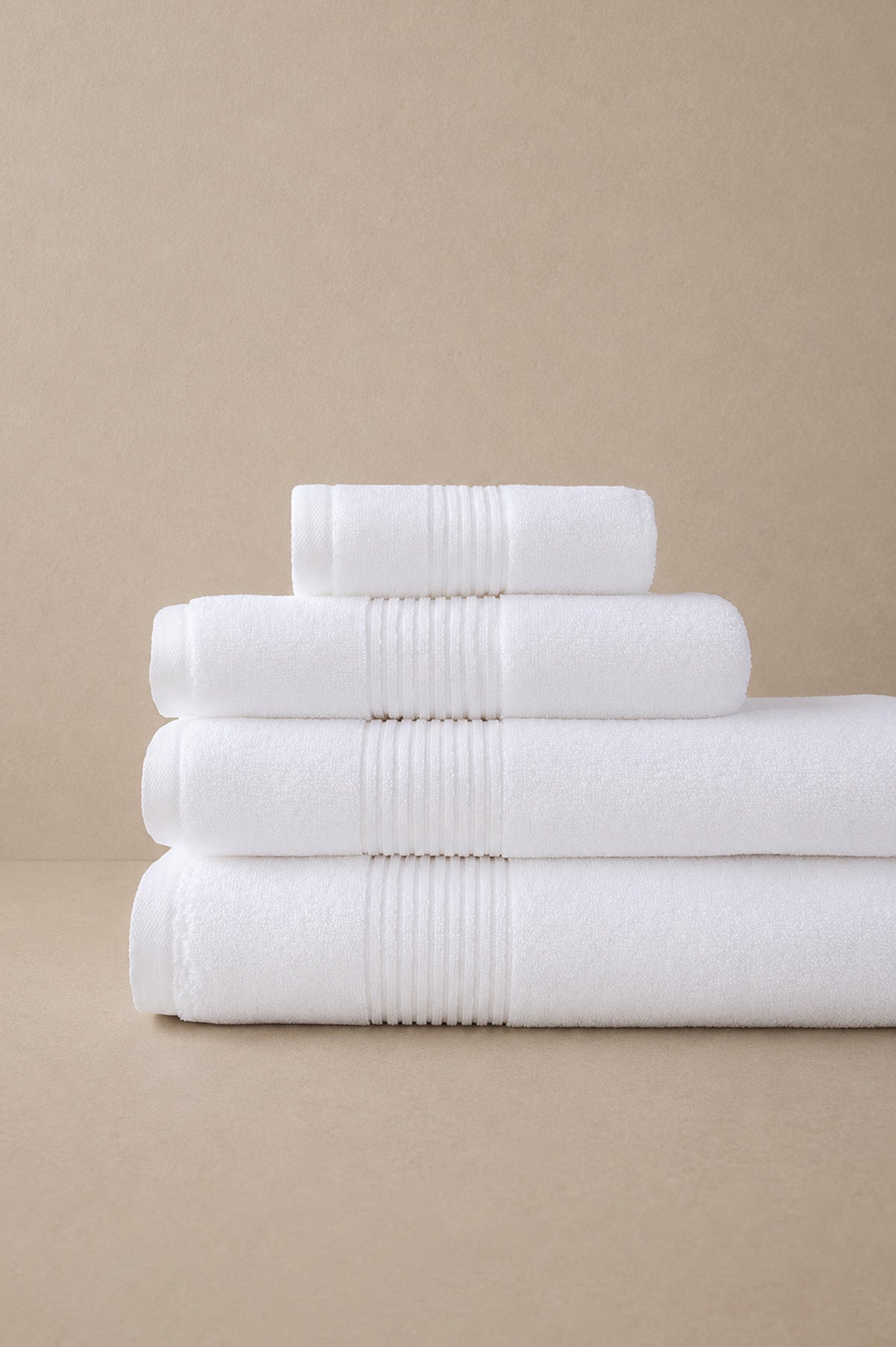Essential Bordered Terry Towel 600 gr/sqm White