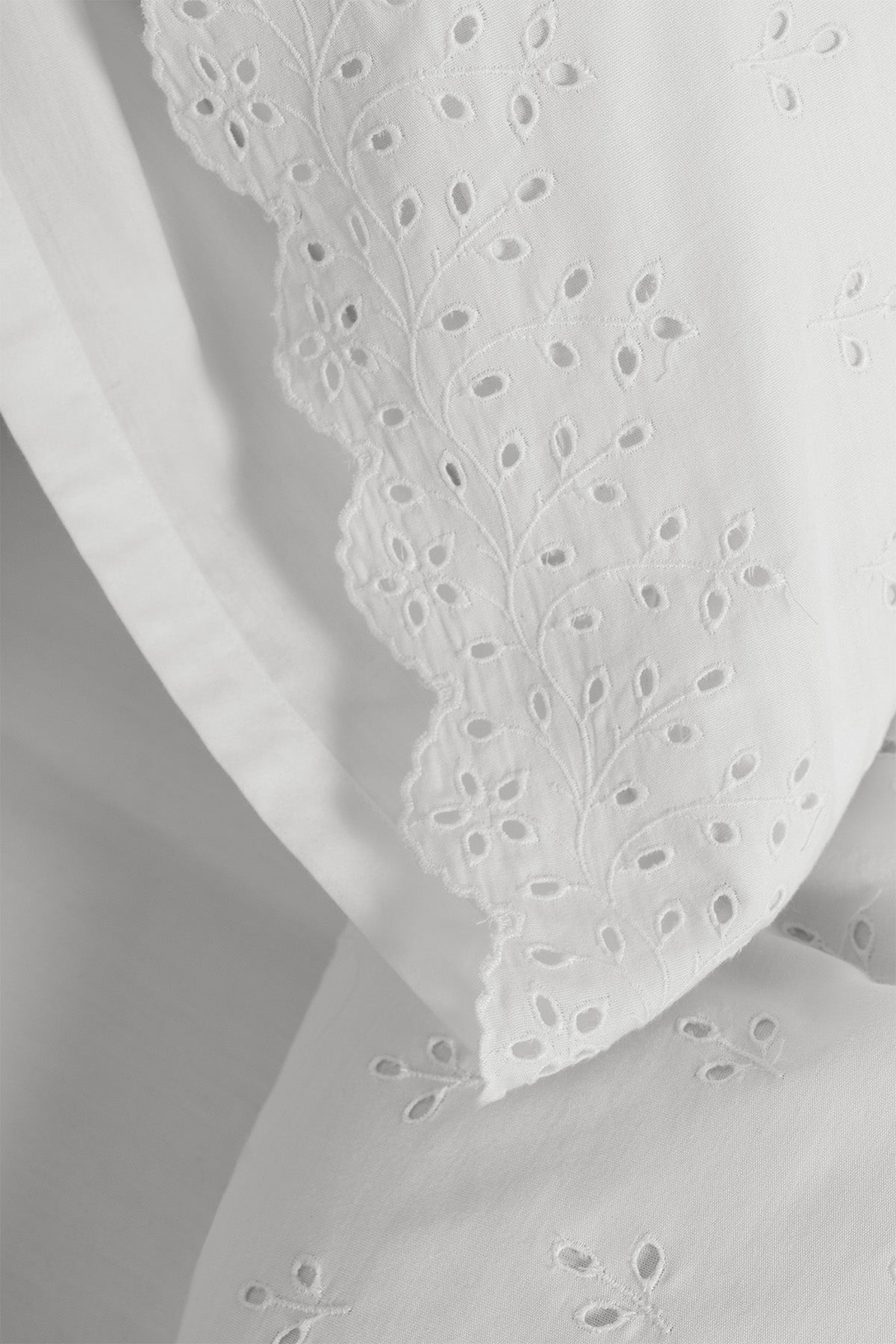 Eyelet Embroidered Pillowcase Set Of 2 White