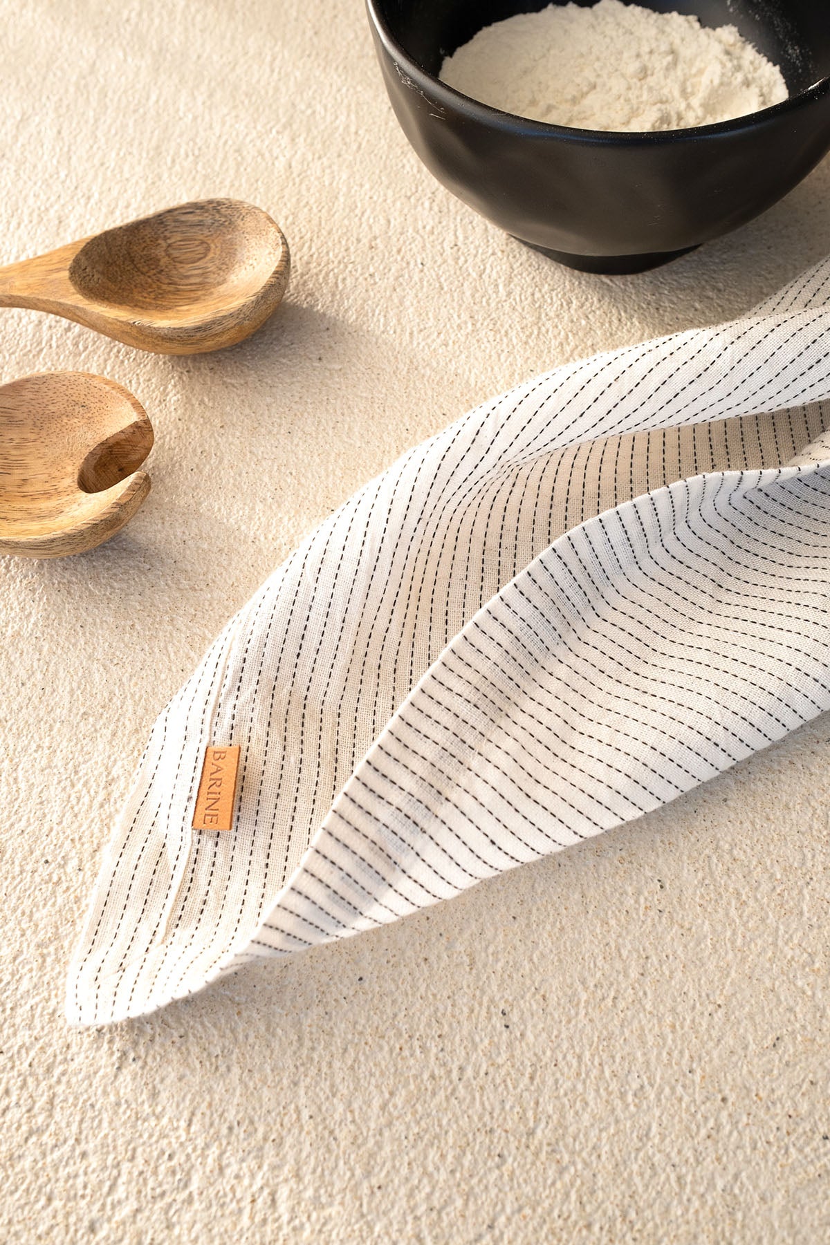 Linen Napkin Set Of 2 Off White / Black Stripes