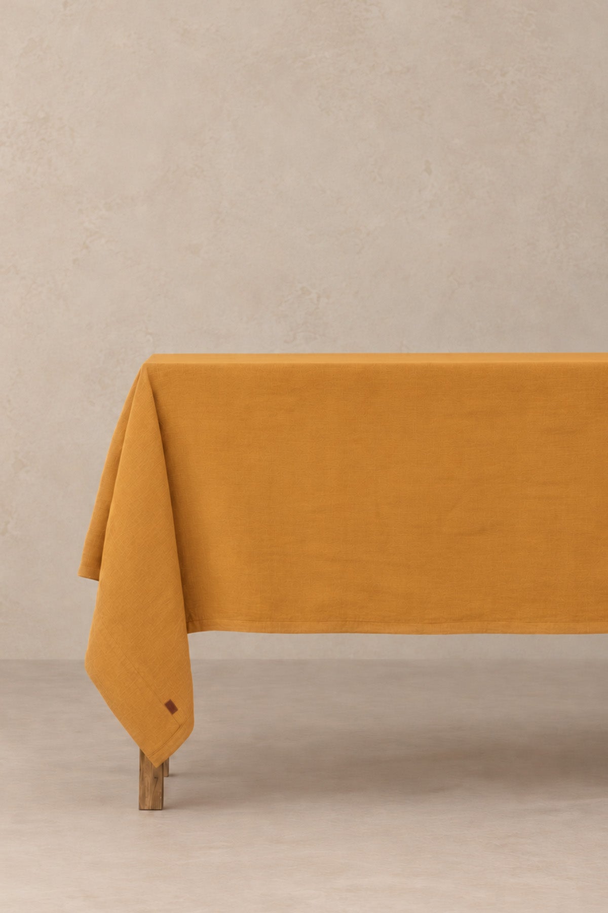 Linen Tablecloth Oak Buff