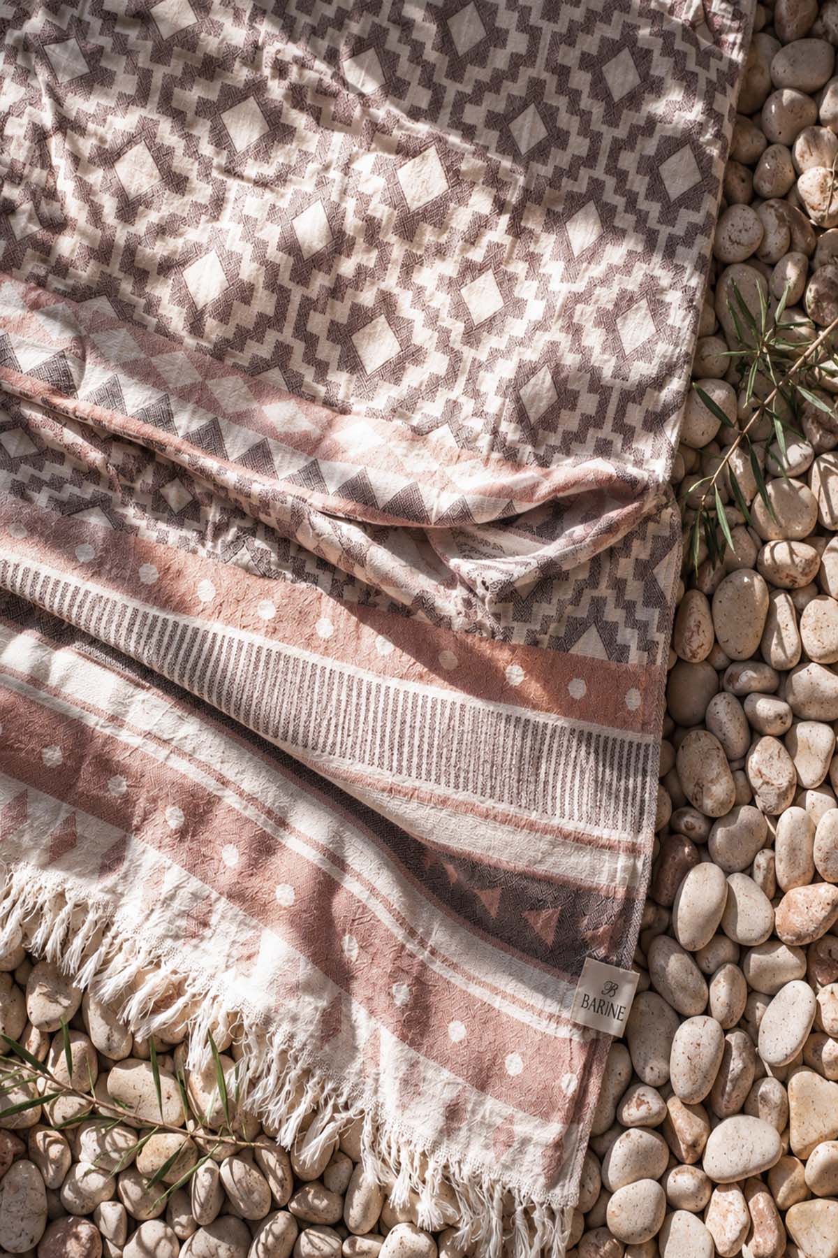 Morocco Jacquard Pestemal Turkish Towel w/ Carry Bag Mousse