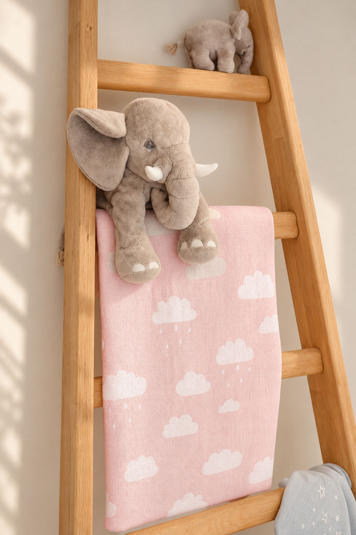 Cloud Jacquard Cotton Baby Blanket Pink
