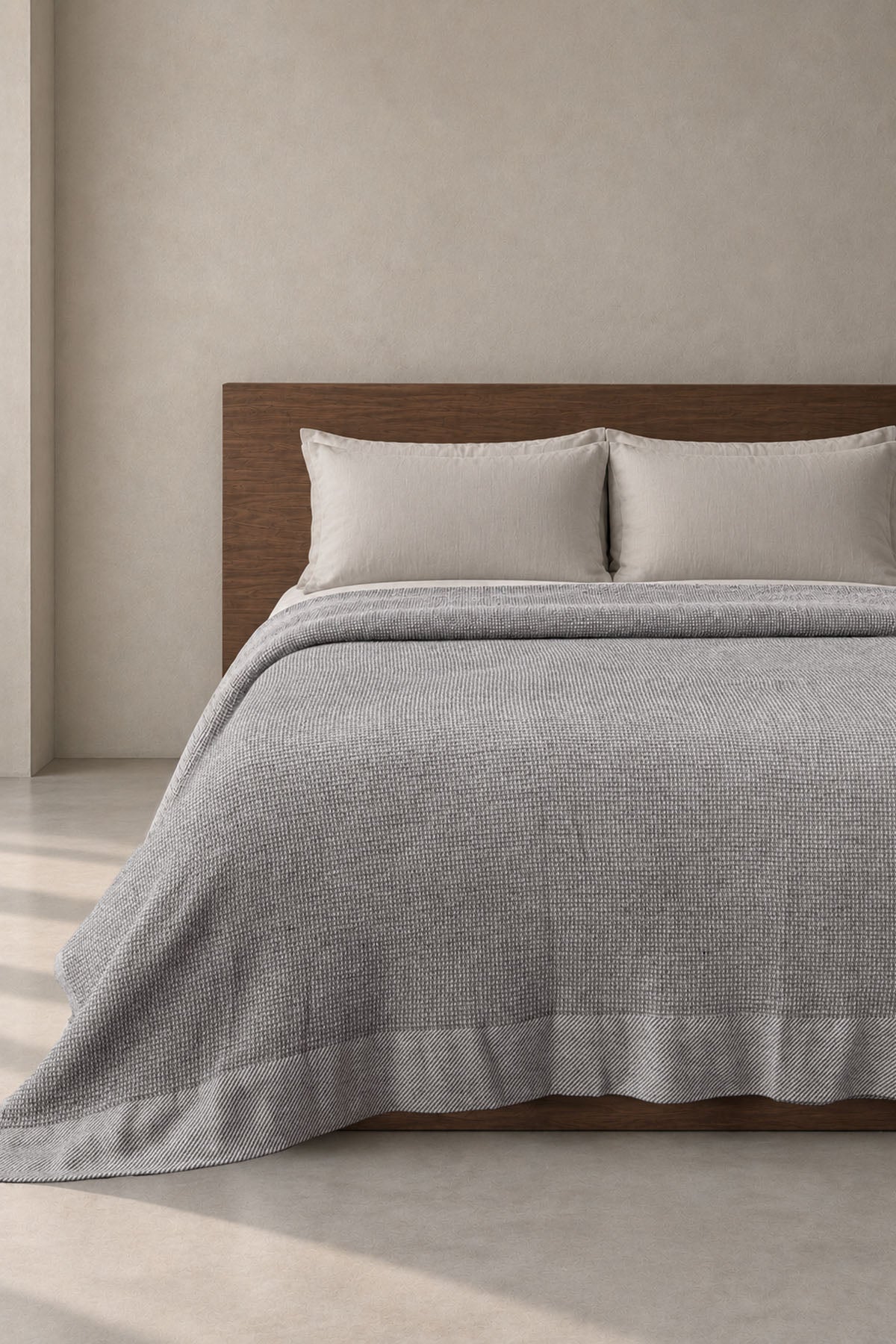 Pergamon Bed Cover Grey