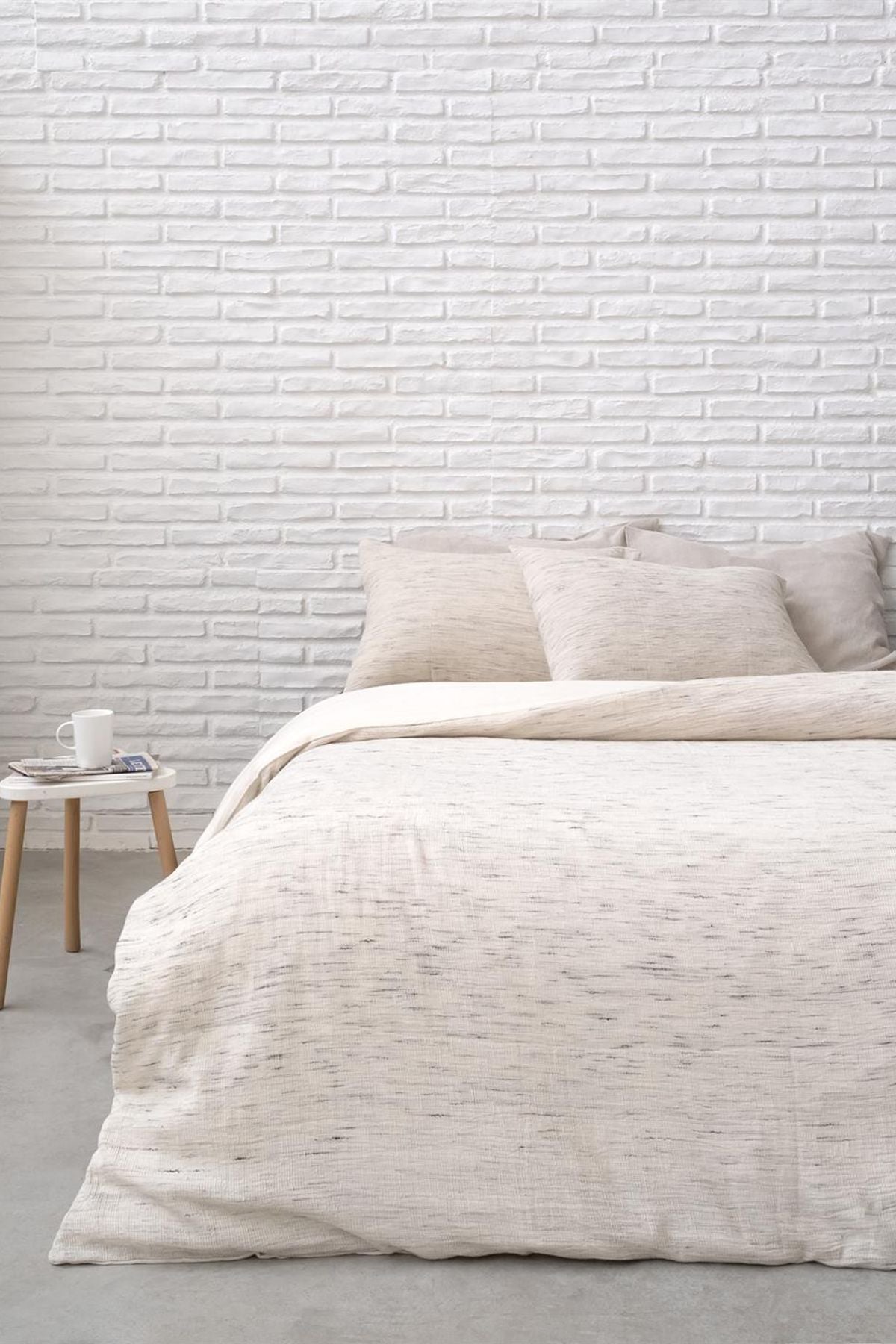 Persian Pamuk Nevresim Siyah Noktalı