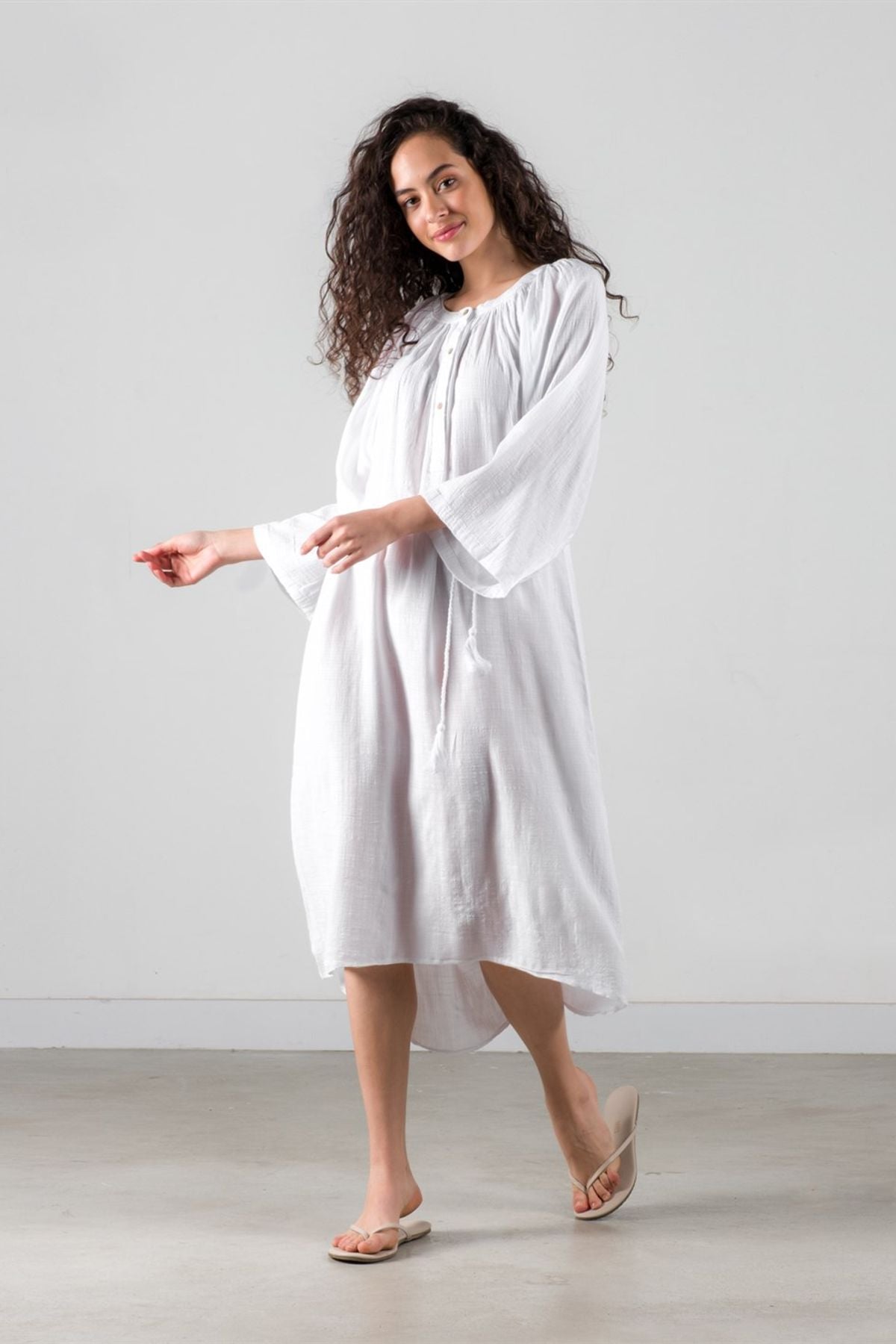 Poseidon Elbise (Düğmeli) Beyaz