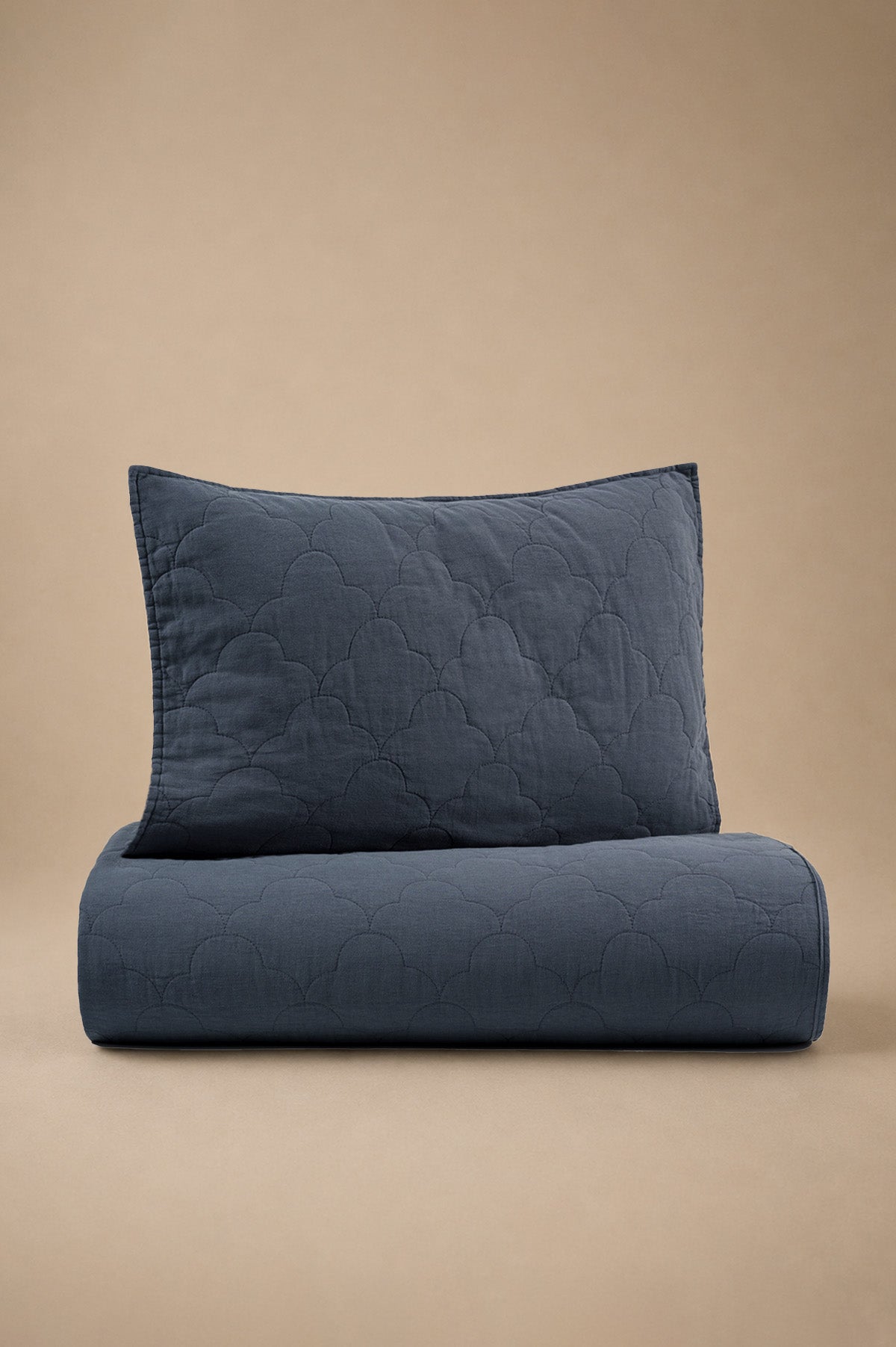 Serenity Quilted Linen Bedspread and Sham Set Dusk