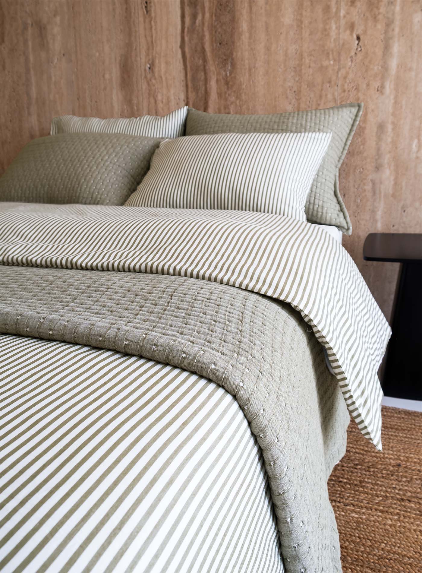 Thin Line Sateen Duvet Cover Sea Kelp