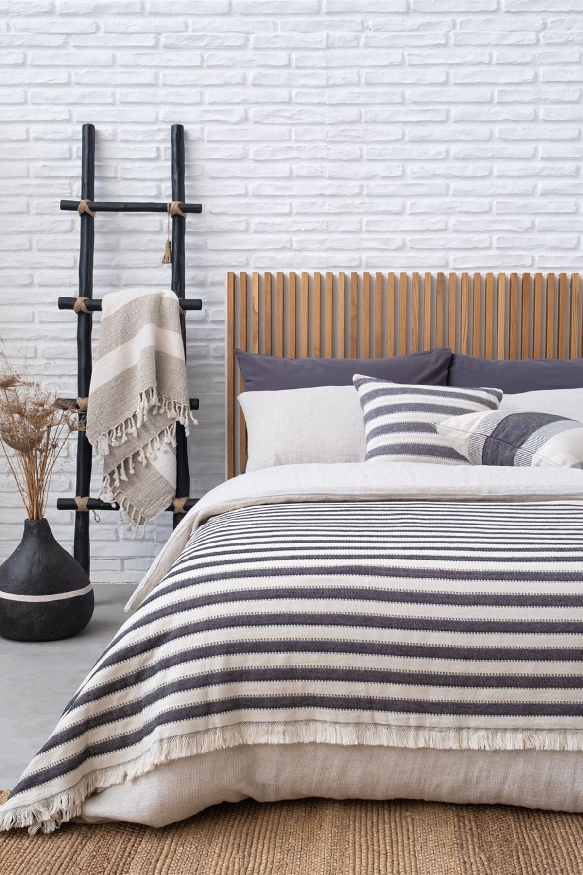 Thorne Yatak Örtüsü Natüre-/Siyah